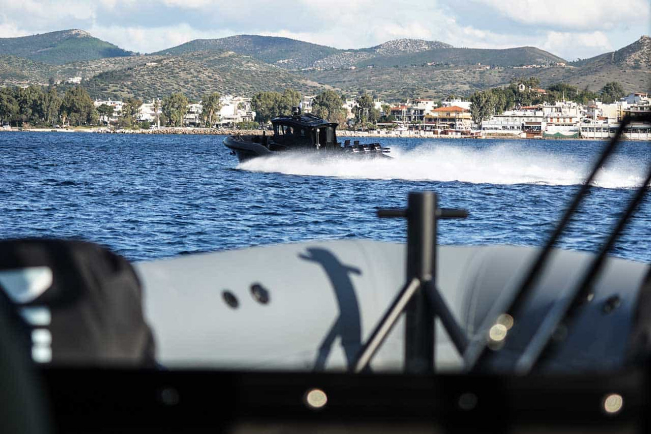 Ballistic Boats, High Performance Vacuum Infused